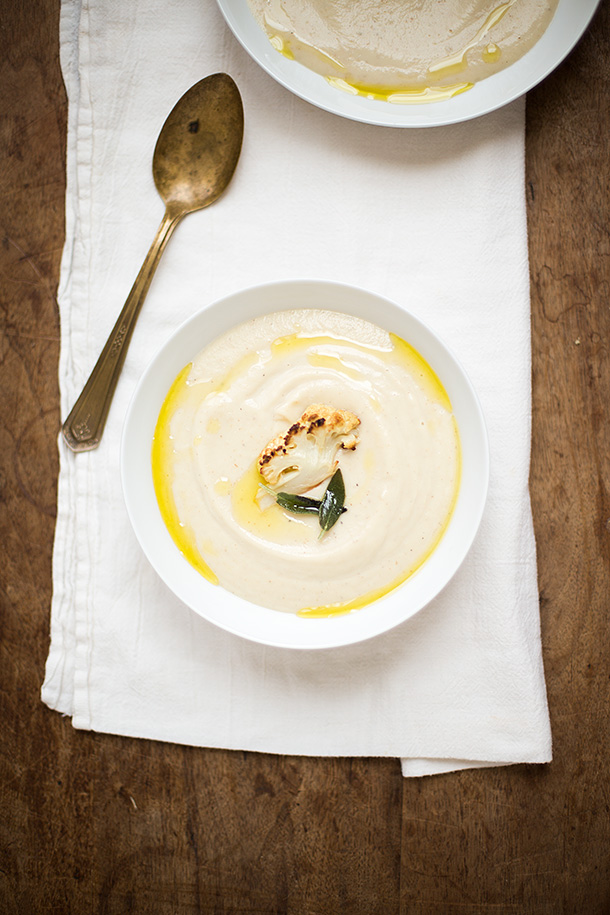 Roasted-Cauliflower-Soup-from-Slim-Palate